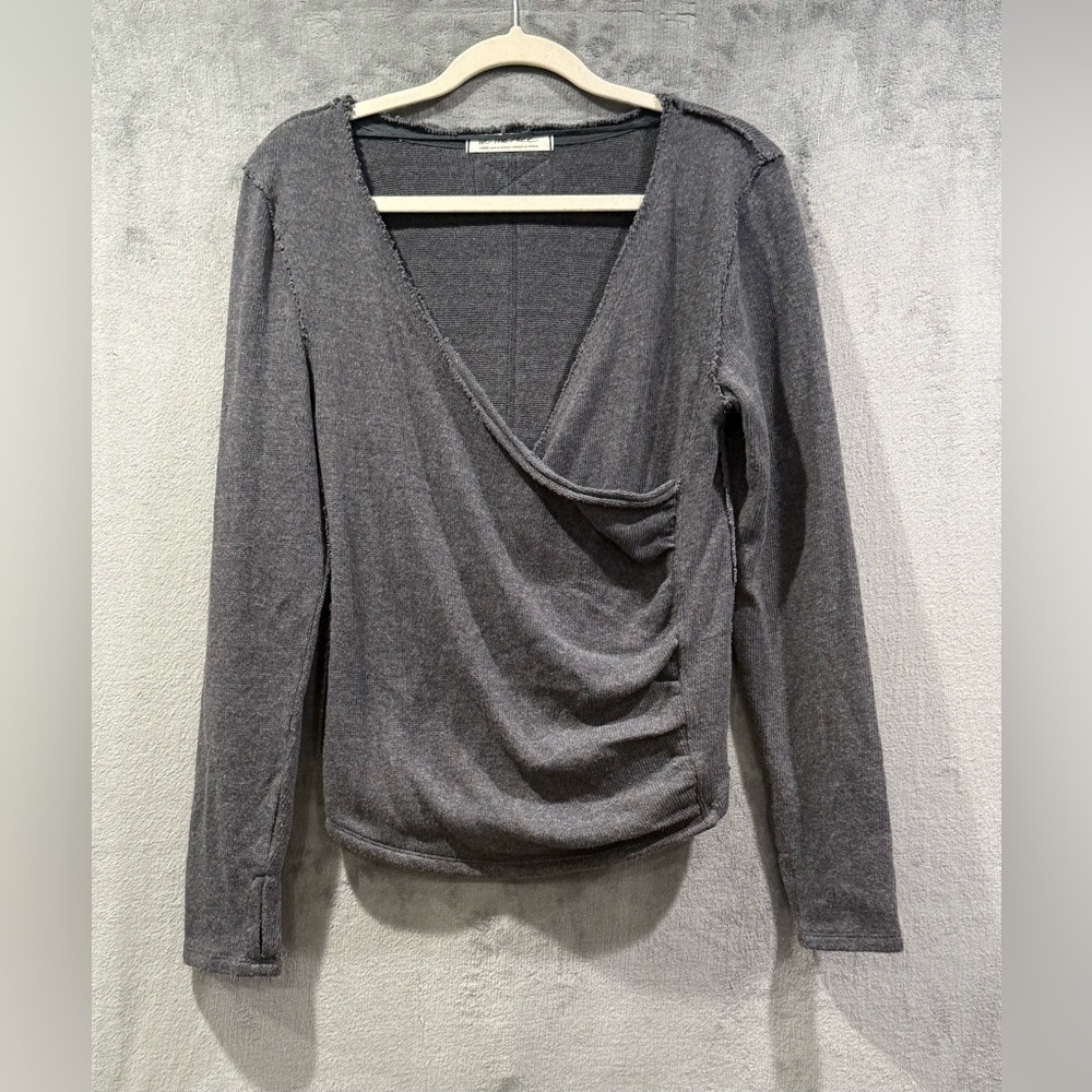 We The Free Knit Like A Boss Long Sleeve Knit Top in Charcoal Gray Size Large